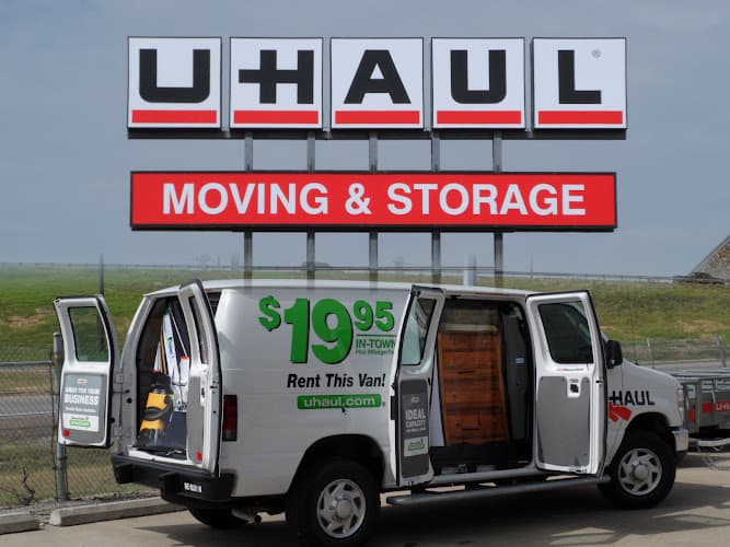 Truck Rental at U-Haul