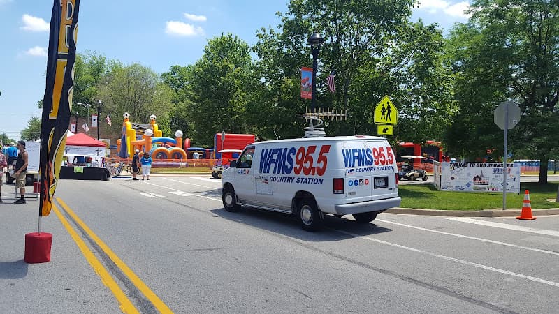 FUN JUMPS BOUNCE HOUSE RENTALS LLC