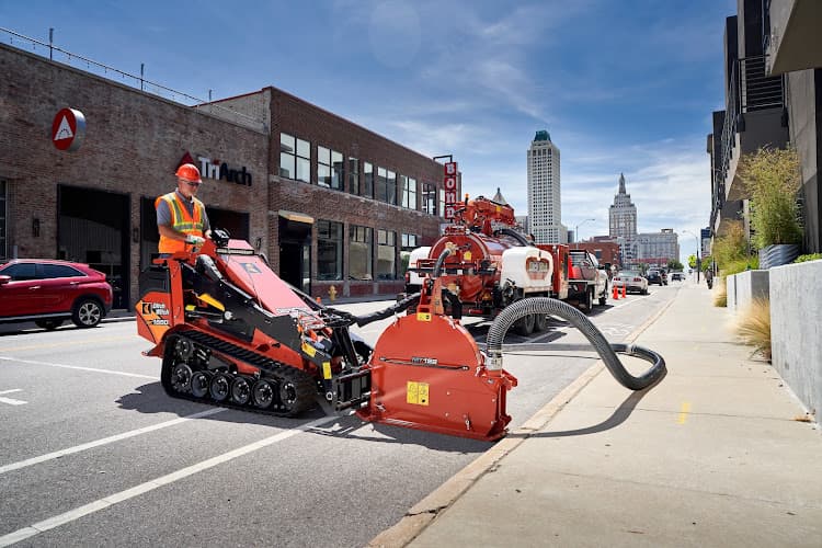 Ditch Witch Undercon