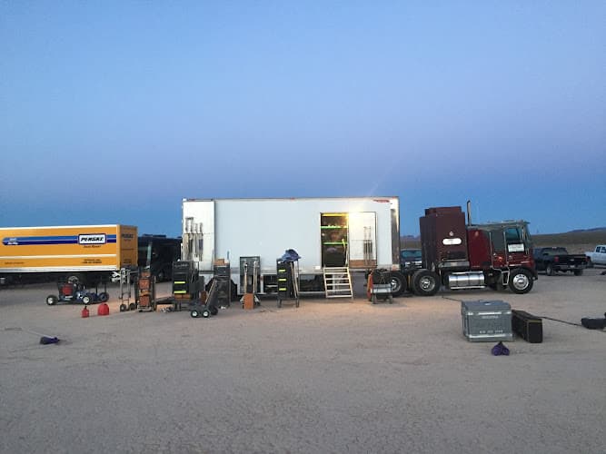 Extreme Lighting & Grip