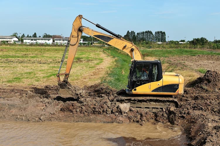 Troyer Equipment Ltd.