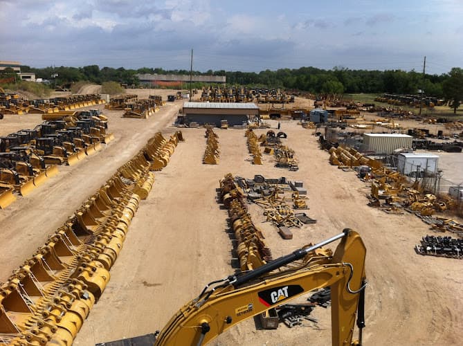 Mustang Cat Rental Store - Bryan/College Station