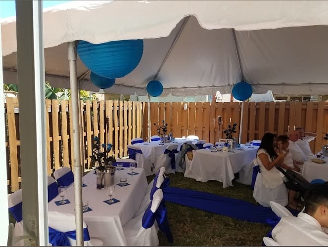 Renta de Sillas y Mesas Miami FL - Party Rental Miami FL
