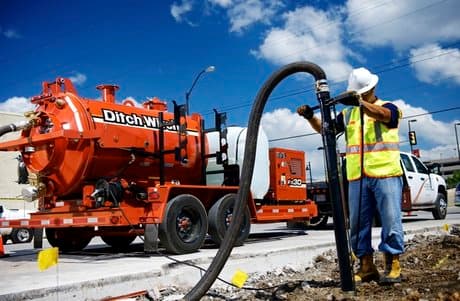 Ditch Witch Undercon